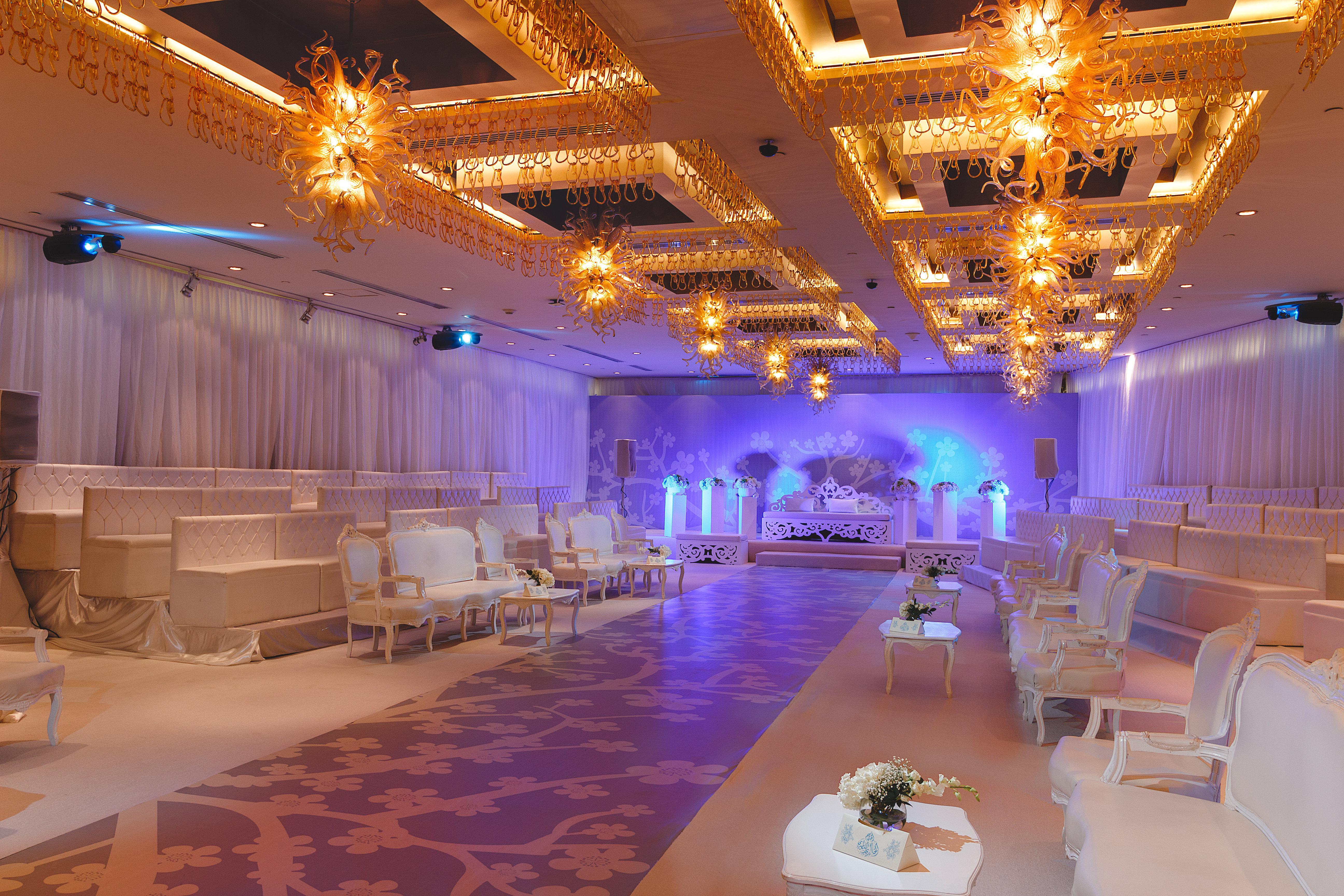 Holiday Inn - Suites Kuwait Salmiya By Ihg Kuwait City Exteriör bild