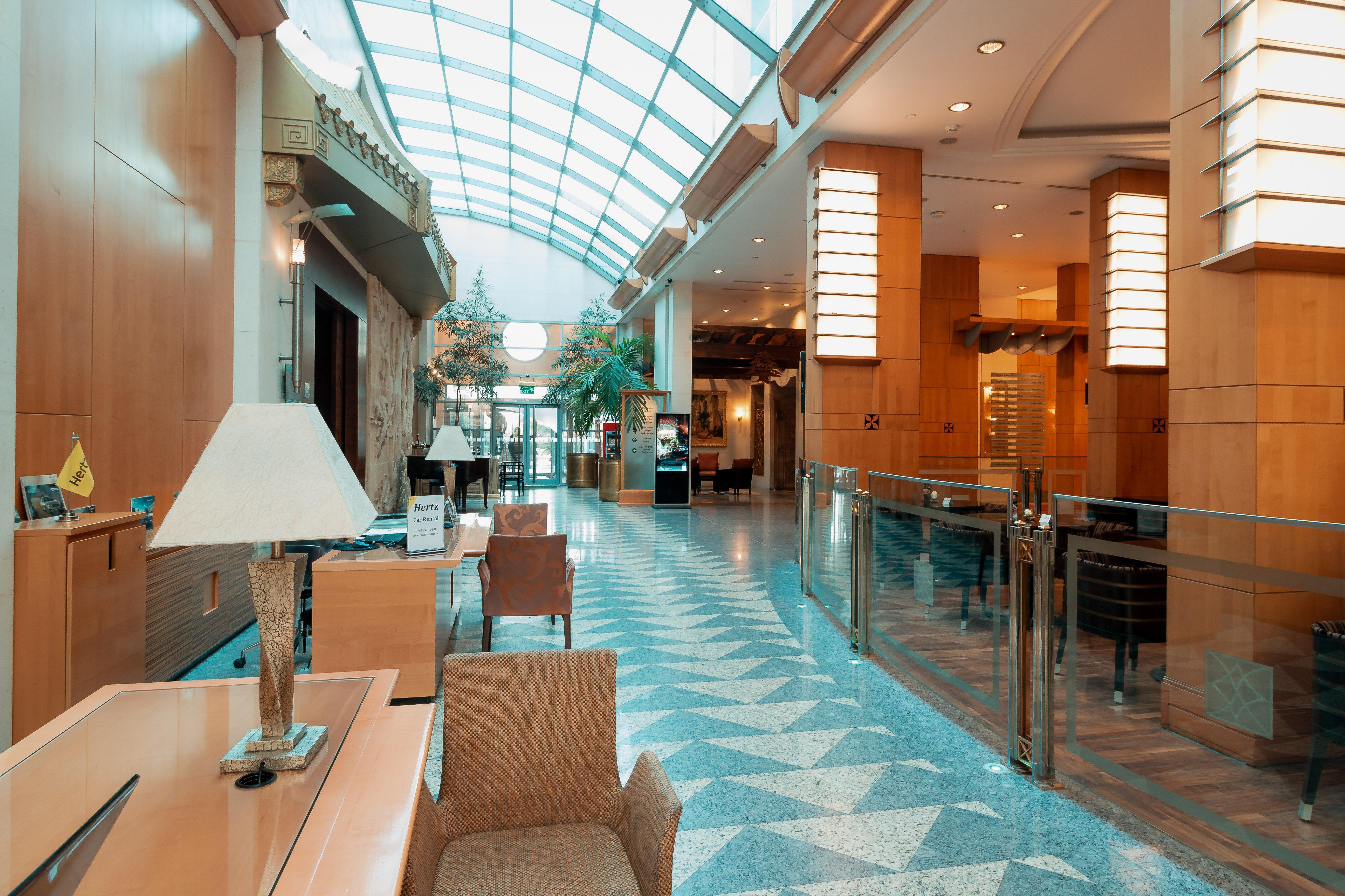 Holiday Inn - Suites Kuwait Salmiya, An Ihg Hotel Kuwait City Exteriör bild