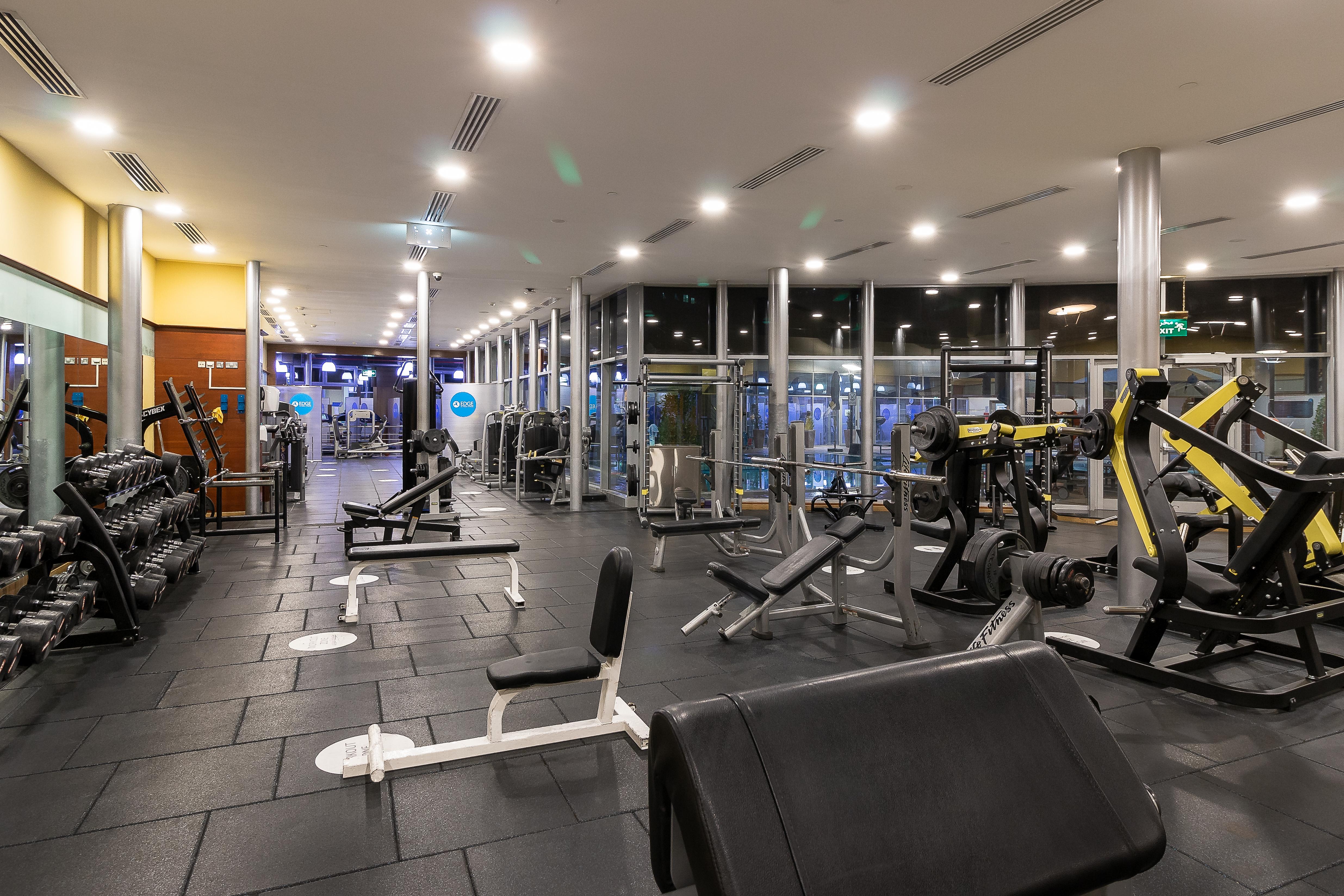 Holiday Inn - Suites Kuwait Salmiya By Ihg Kuwait City Exteriör bild